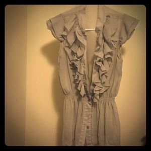 Light grey ruffle short sleeve blouse