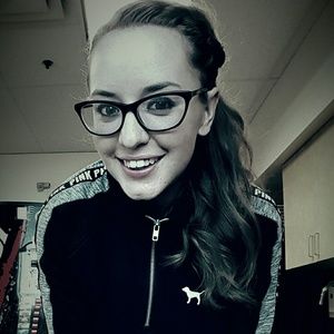 Meet your Posher, Lindsey