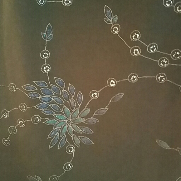 Tiered tank - Picture 2 of 2