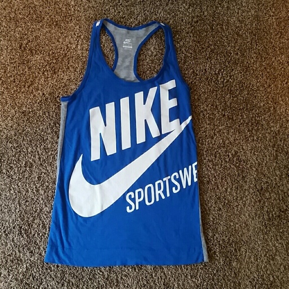 nike gym top