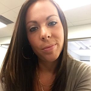 Meet your Posher, April