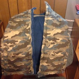 Oshkosh reversible vest