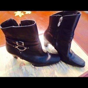Harley Davidson stiletto side zip leather boots