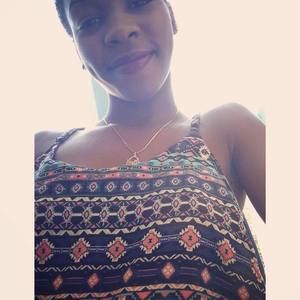 Meet your Posher, Annya