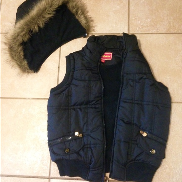 PRICE DROP $13 DOLLHOUSE GIRLS PUFFER VEST - Picture 2 of 4