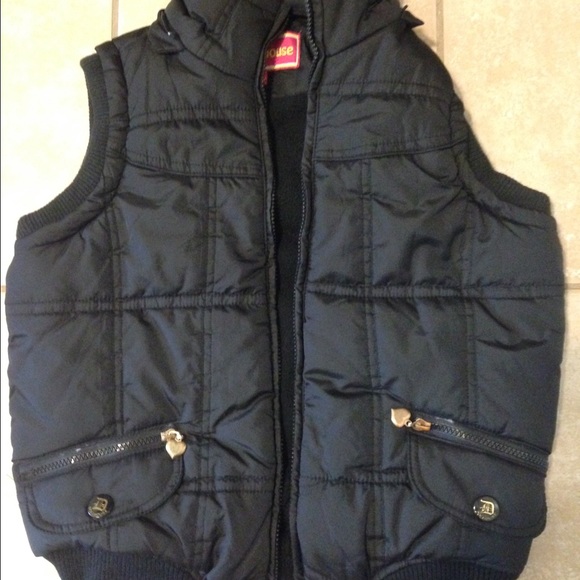 PRICE DROP $13 DOLLHOUSE GIRLS PUFFER VEST - Picture 3 of 4