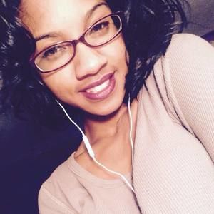 Meet your Posher, Renee