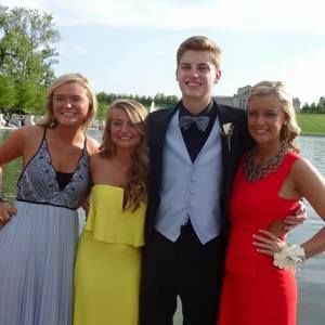 Meet your Posher, Riley