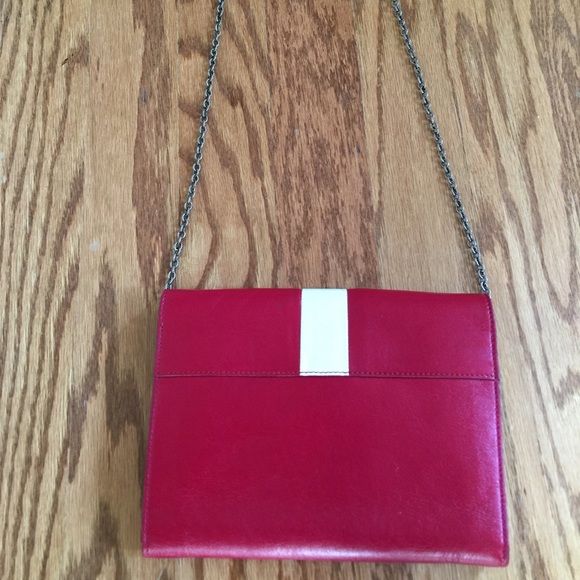 😊SOLD😊Marc Jacobs red  leather shoulder bag. - Picture 3 of 4