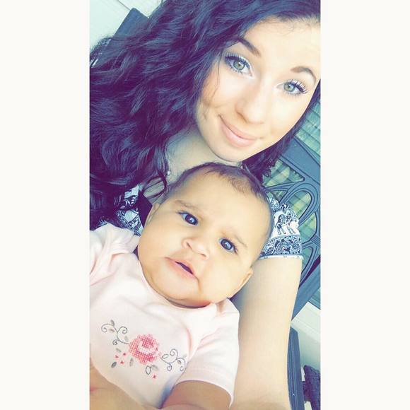 Meet your Posher, Emily