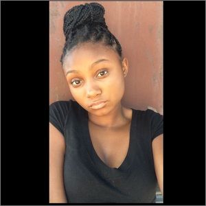 Meet your Posher, Samantha