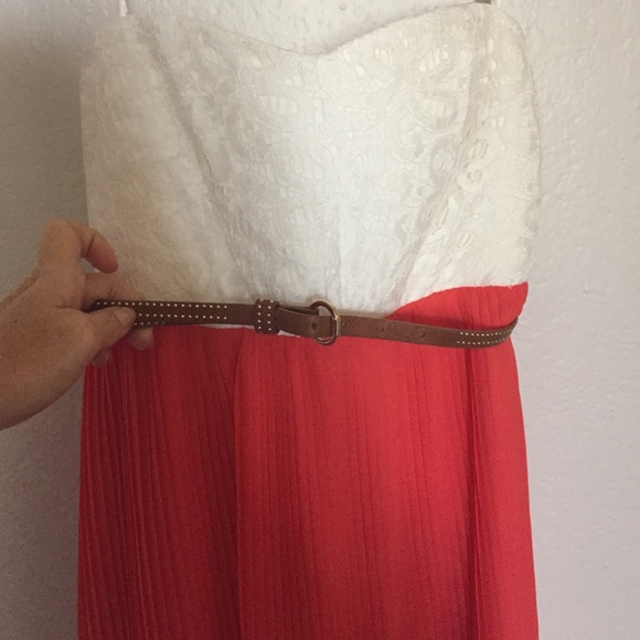 Dress - Picture 3 of 3