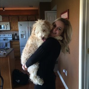 Meet your Posher, Janelle