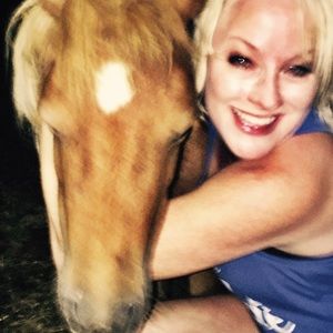 Meet your Posher, Candice