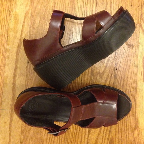 dr martens adaya sandal