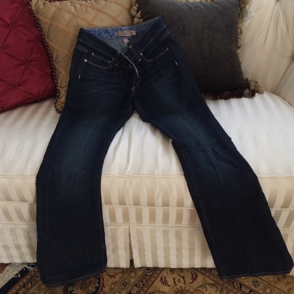 Designer Jeans. Paige Denim. Dark Wash. 25 Petite