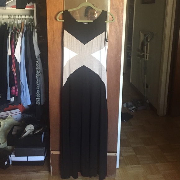 Calvin Klein Dresses & Skirts - Calvin Klein maxi dress