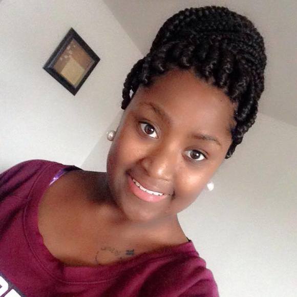 Meet your Posher, Deneisha