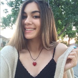 Meet your Posher, Tegan