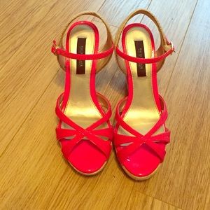 White House Black Market Wedges