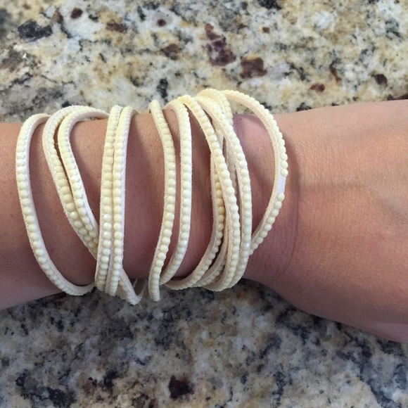 Fashion bracelet!!