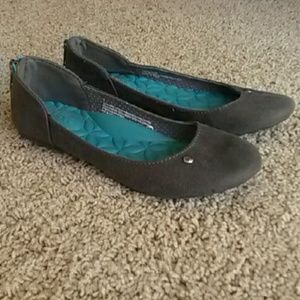 Mad Love Flats