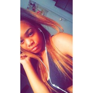 Meet your Posher, Maya