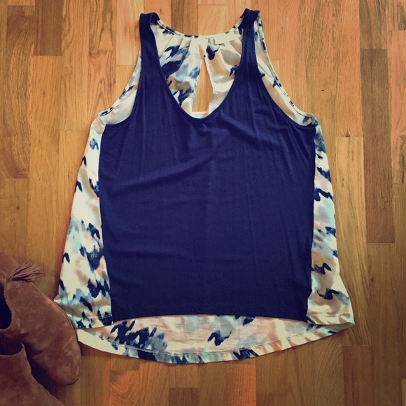 🍾 MOVING SALE!!! Anthropologie Mixed-Media Tank