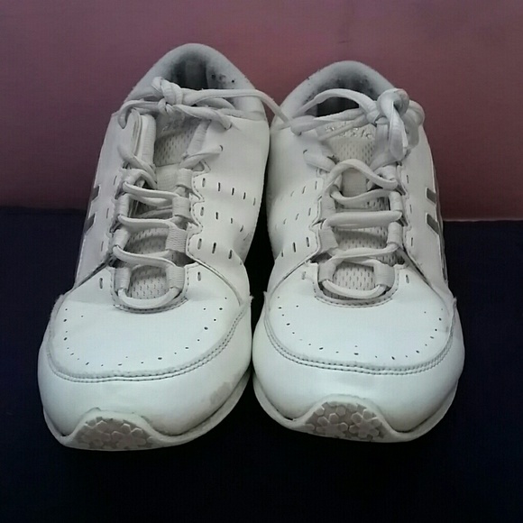 Cheerleading sneakers