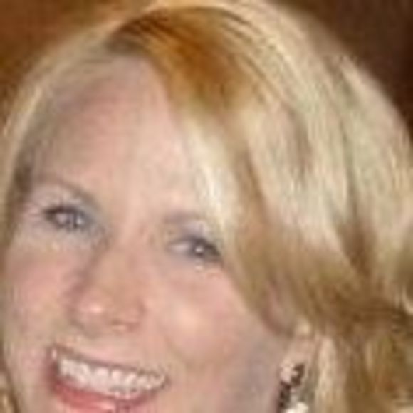 Meet your Posher, Becky - Picture 1 of 1