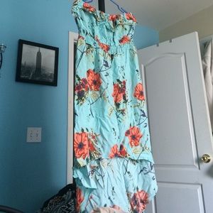 Hi-lo dress