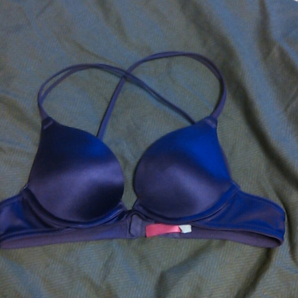 DO NOT BUY ::: Victoria's Secret push up bra