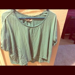 Cute top from urban outfitters. Slouchy crop fit