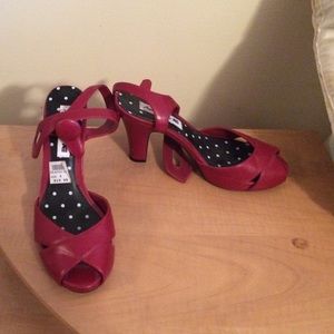 Red heels with strap