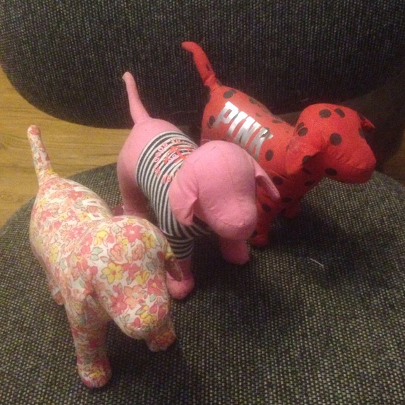 Pink Victoria secret dogs