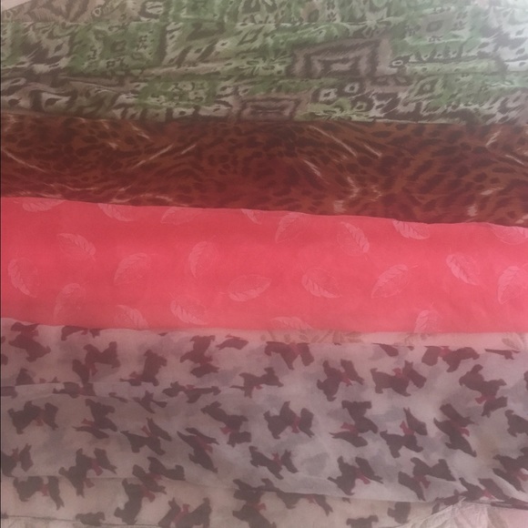 Scarfs