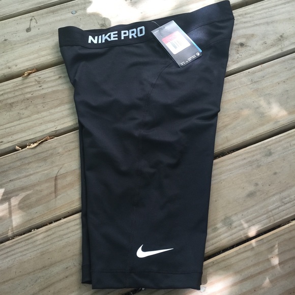 NWT Nike PRO LARGE 11" Compression shorts pants