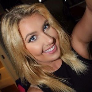 Meet your Posher, Kerri