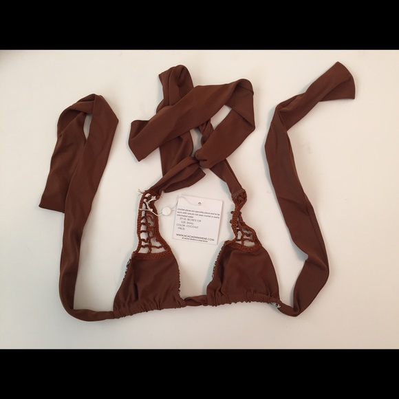 Secrets Top - Coconut