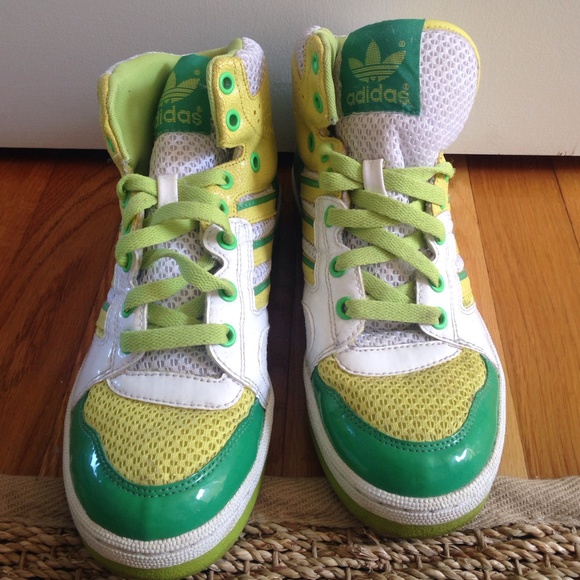 Adidas high tops - Picture 2 of 4
