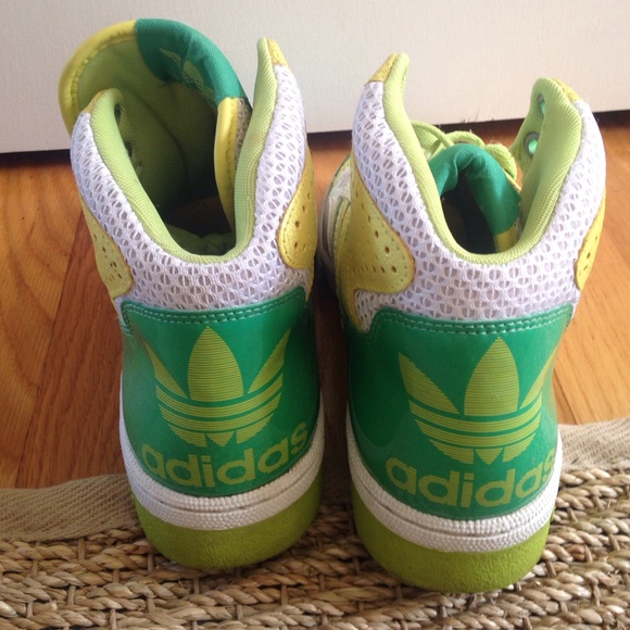 Adidas high tops - Picture 4 of 4
