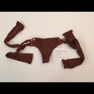 Anini Bottom - Coconut