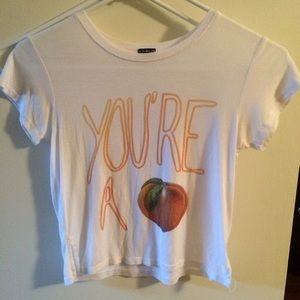 Brandy Melville You're a Peach Carolina tee