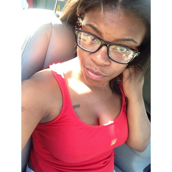 Meet your Posher, Venita