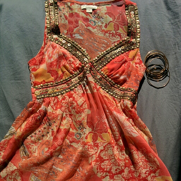 Sleeveless beaded blouse top