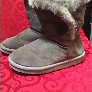 Grey Ugg Boots
