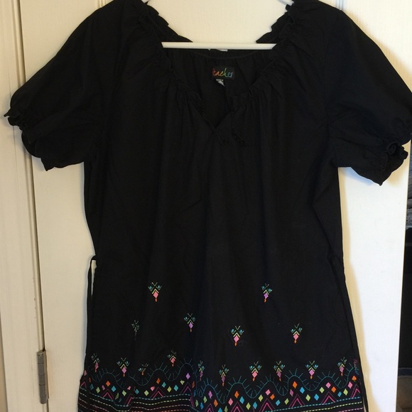 Peaches Scrub Top