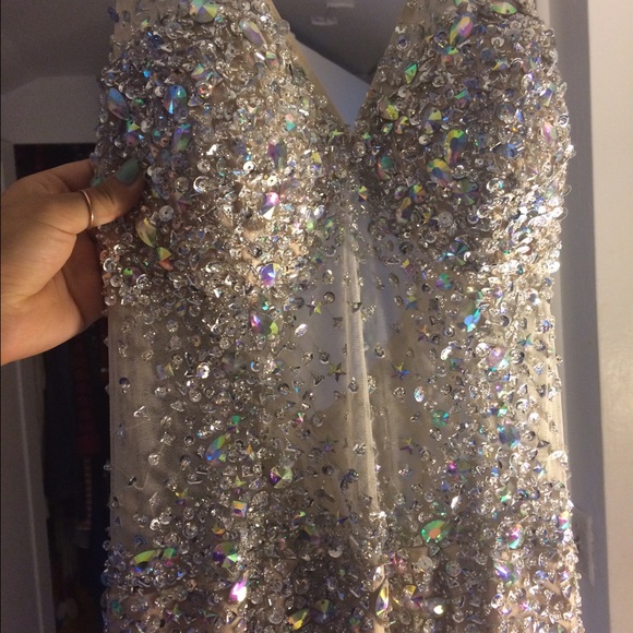 Prom dress, - Picture 1 of 3