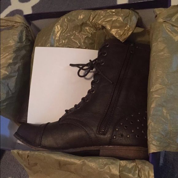 Madden Girl by Steve Madden Gally combat boots - Picture 2 of 4