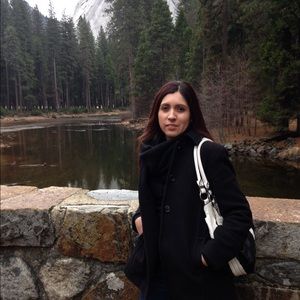 Meet your Posher, Lourdes